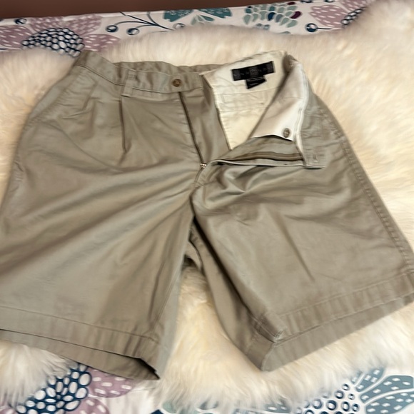 Nike Golf Pleated Chino Shorts Beige Unisex 32 (M) - Picture 8 of 8